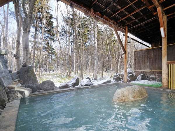 Open-air bath